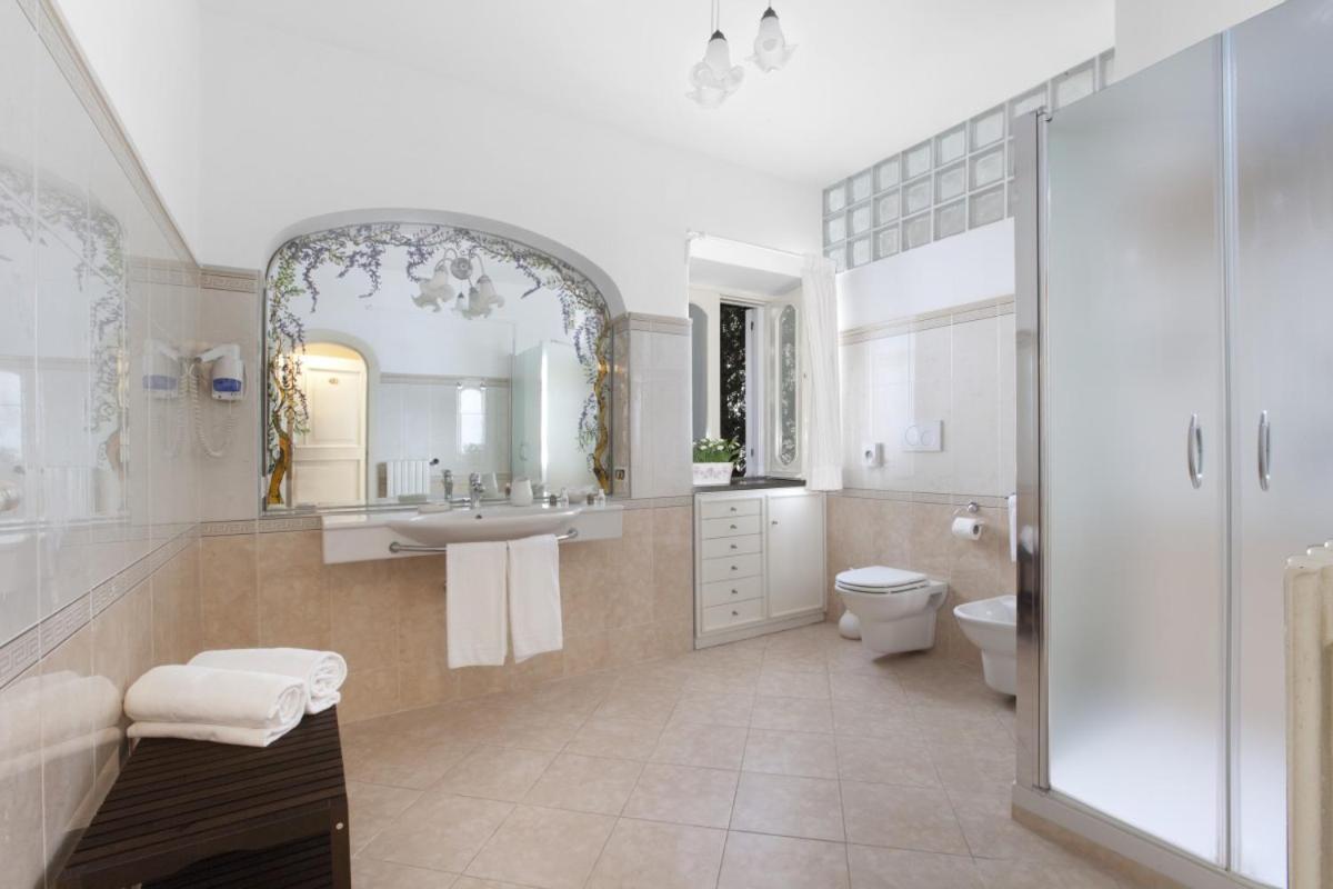 Couette-café Villa Adriana Guesthouse Sorrento Sorrente
