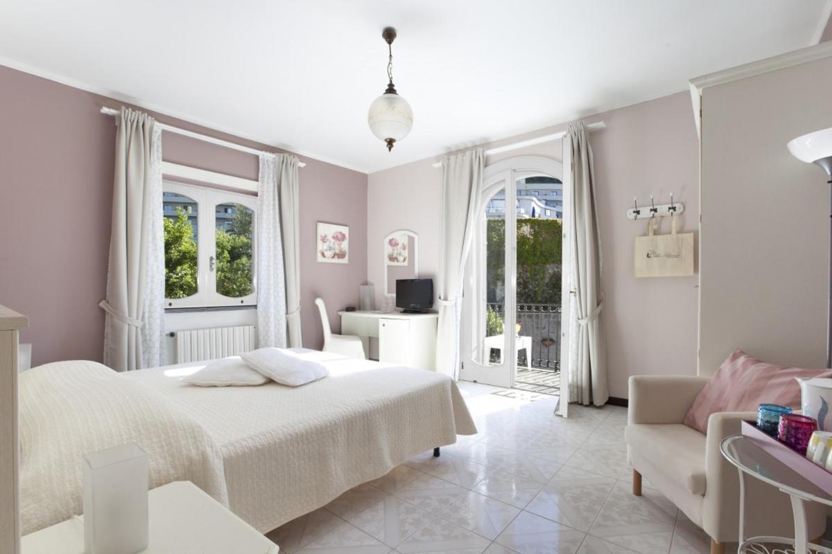 Villa Adriana Guesthouse Sorrento Couette-café